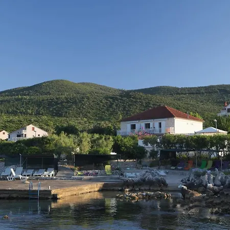 Fei Fei 2 Račišće