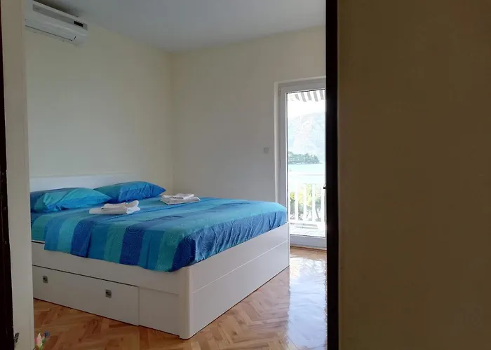 Fei Fei 2 * Račišće