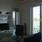 Fei Fei 2 * Račišće